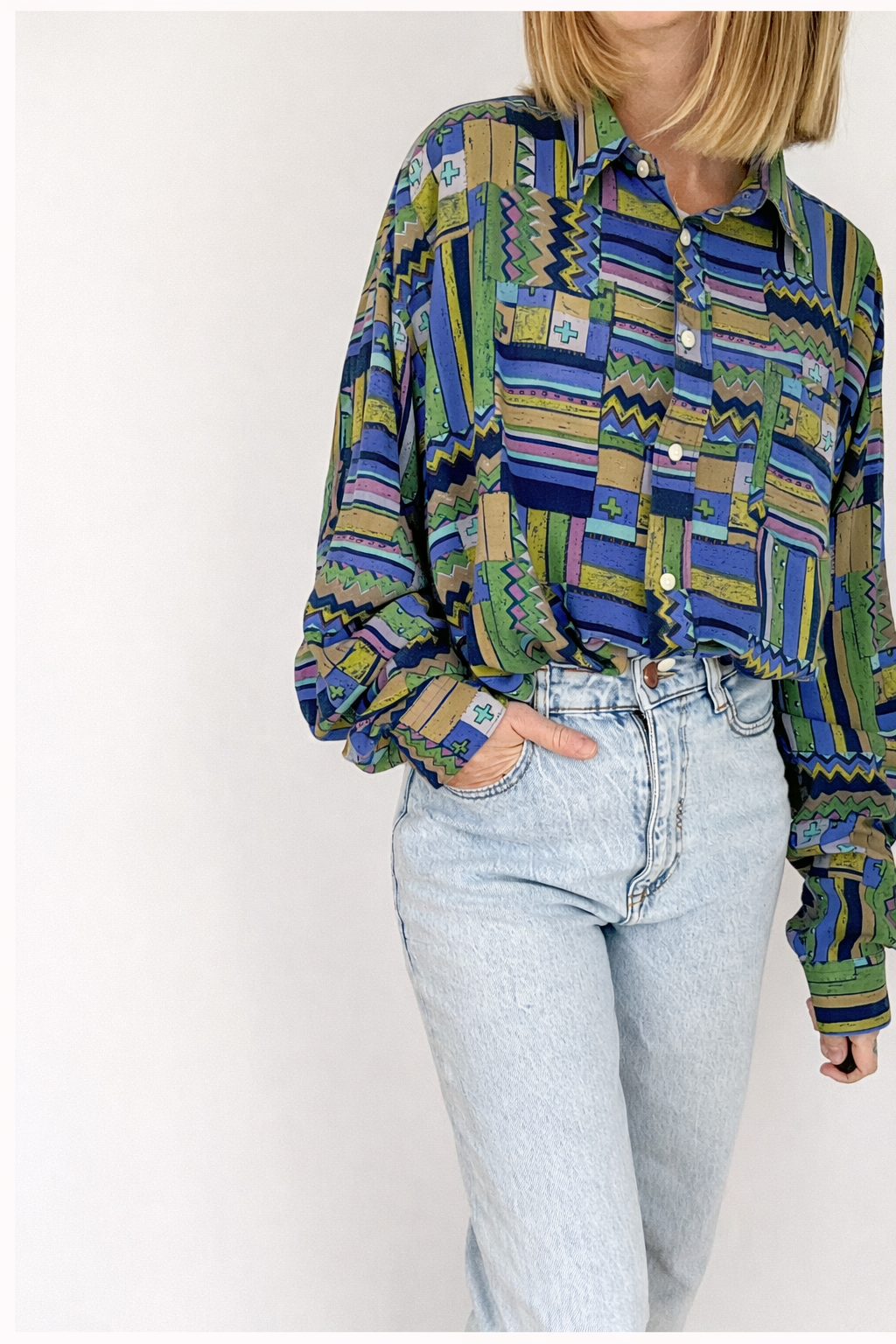Camisa Vintage de Manga Larga con Estampado Geométrico Verde y Azul